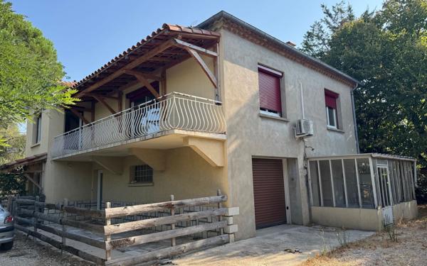 Maison à vendre    5 pièces •  Saint-Privat-des-Vieux