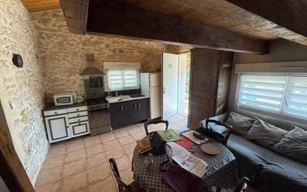 Maison à vendre    5 pièces •  Saint-Privat-des-Vieux