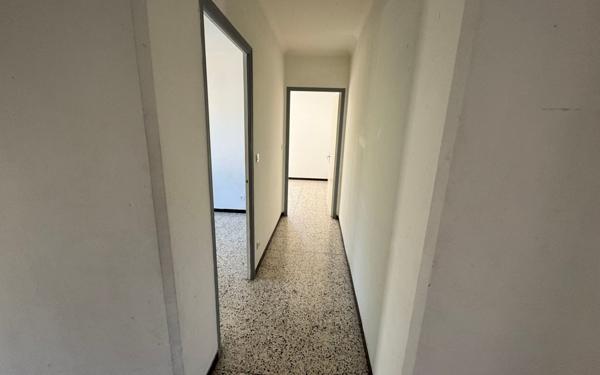 Maison à vendre    5 pièces •  Saint-Privat-des-Vieux