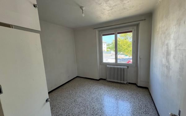 Maison à vendre    5 pièces •  Saint-Privat-des-Vieux