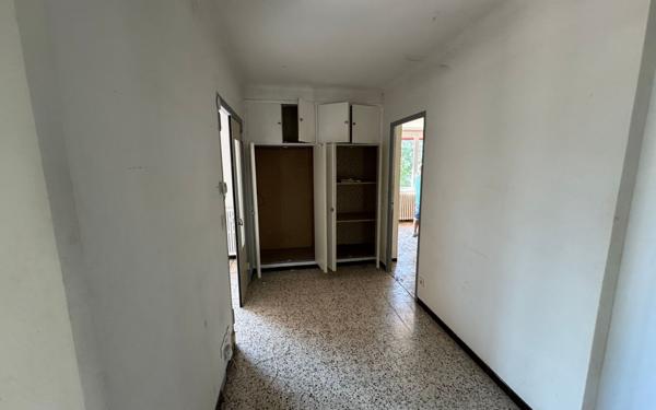 Maison à vendre    5 pièces •  Saint-Privat-des-Vieux