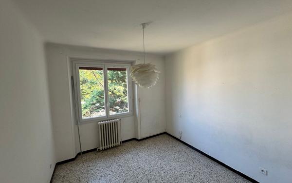 Maison à vendre    5 pièces •  Saint-Privat-des-Vieux