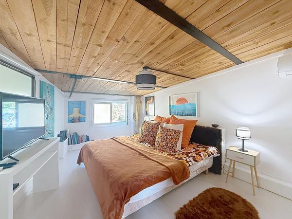 Loft Barjols 6 pièces 360 m2 au calme