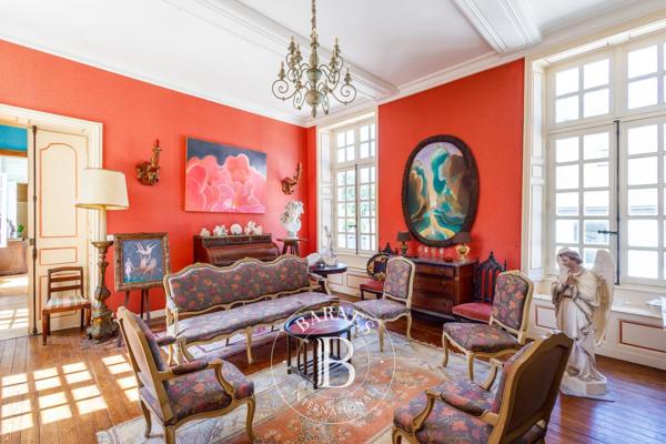 Bayeux, Hôtel particulier 10 Chambres -  416 m² à vendre