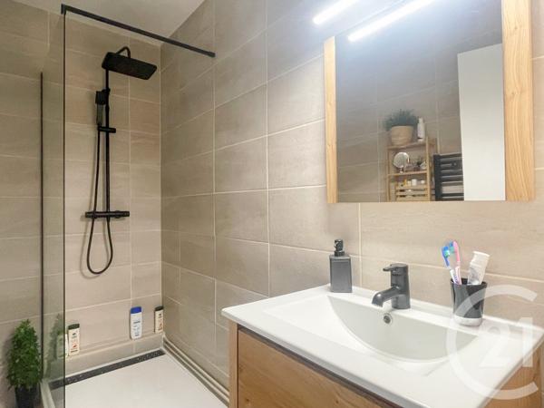 Appartement F2 à vendre  2 pièces - 42 m2 CHAMPAGNE AU MONT D OR - 69