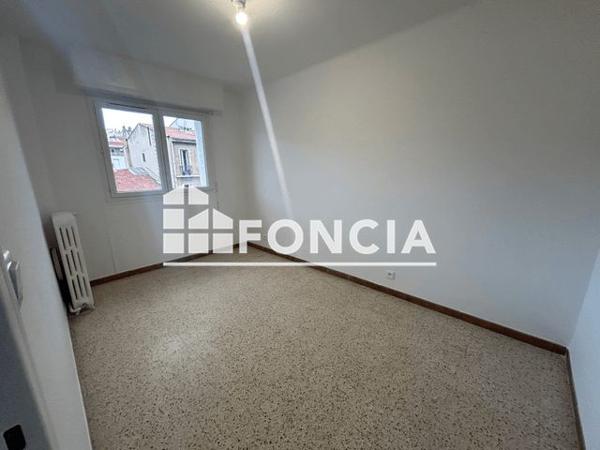 Location Appartement 4 pièces 70.5 m² - 15 RUE BENEDIT Marseille 13001