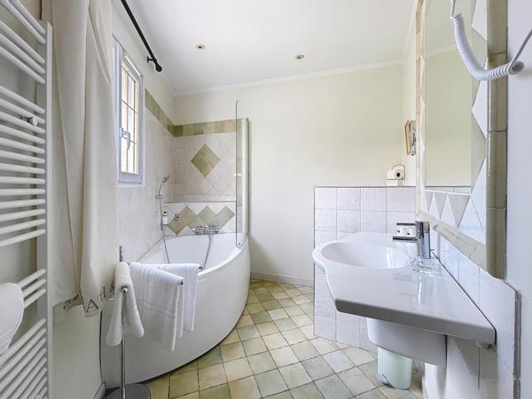 Hotel, maison d'hôtes à saisir