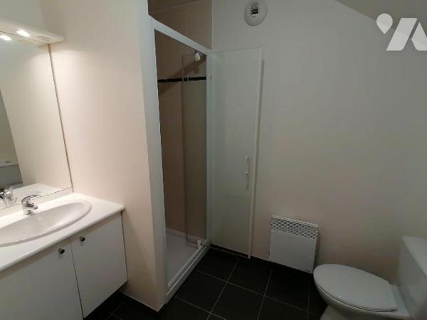 Nouveauté  Étude TRENTE CINQ NOTAIRES !
Idéalement situé à mi-chemin entre le centre historiqu...