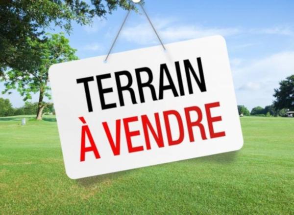 Parcelle de terrain à bâtir de 1085 m² proche Maintenon