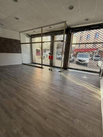 4 PLACE DU THERON - F4 au 1er étage - LUMINEUX