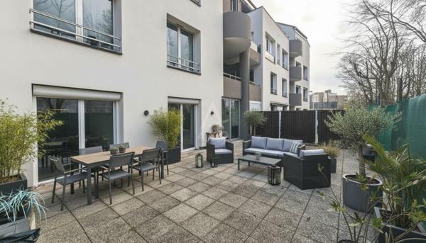 Appartement T4 au RDC avec terrasse 50 m²- Proche transport RER