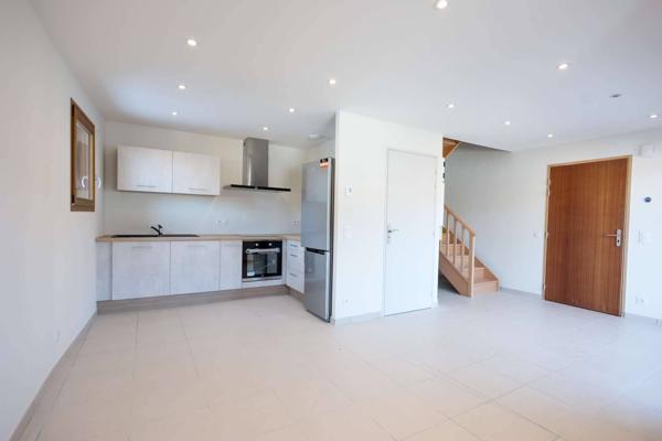 Appartement à louer - La Chapelle-Saint-Maurice 3 pièces de 60 m²