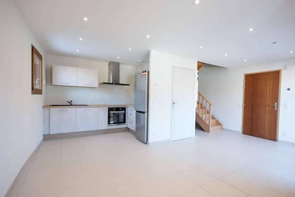 Appartement à louer - La Chapelle-Saint-Maurice 3 pièces de 60 m²