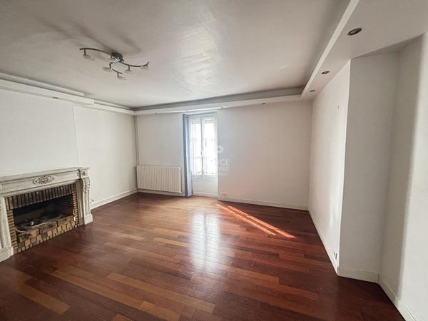 À vendre : Appartement 3 pièces au coeur de Pontoise €210 000 ** - Référence 11074