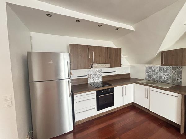 À vendre : Appartement 3 pièces au coeur de Pontoise €210 000 ** - Référence 11074