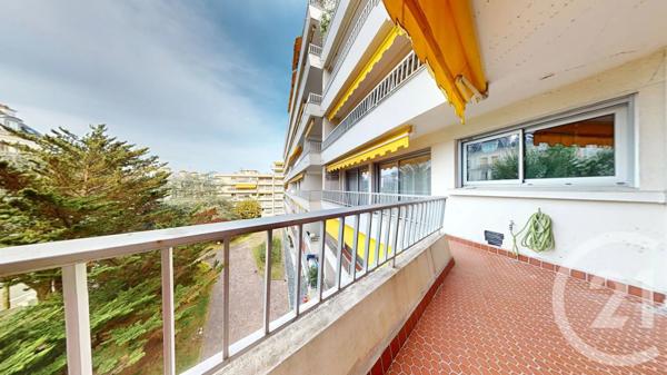 Appartement F3 à vendre  3 pièces - 76,38 m 2   BIARRITZ  - 64