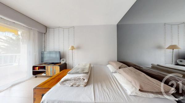 Appartement F3 à vendre  3 pièces - 76,38 m 2   BIARRITZ  - 64