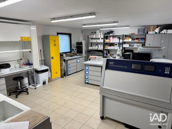 Bureaux à vendre 335 m² Le Faou
