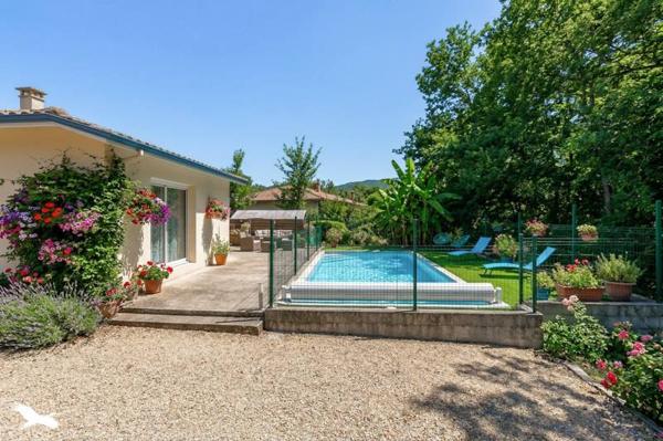 Maison à vendre |  Mios |  4 pièces | 102 m²