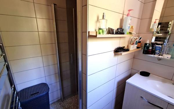 Maison à vendre    5 pièces •  Saint-Aubin-de-Lanquais