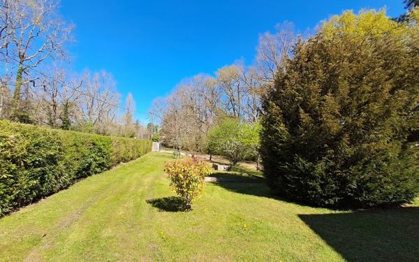 Maison à vendre    5 pièces •  Saint-Aubin-de-Lanquais