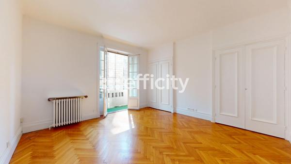 Appartement 3 pièces - 100 m² Exclusivité efficity