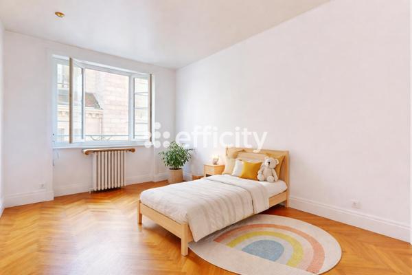 Appartement 3 pièces - 100 m² Exclusivité efficity