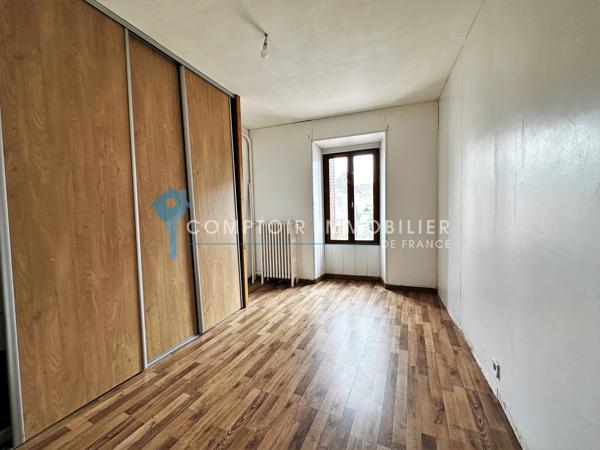 Maison
                                                                                                                                                                                                                                                                                                                        4 pièce(s)                                                                                                                                                                                                          3 chambre(s)                                                                                                                                                                                                          92  m²