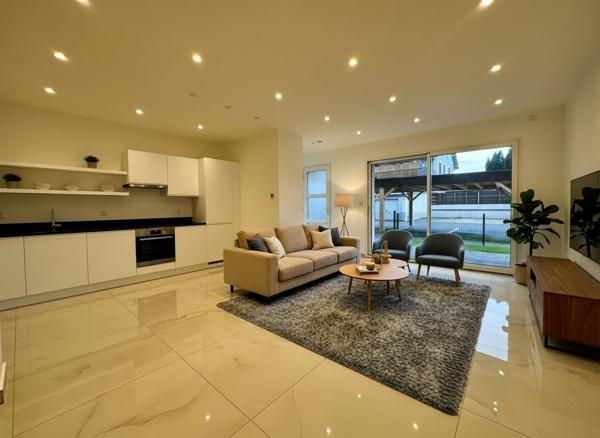 VENTE – APPARTEMENT T2 AVEC JARDIN – GRÉSY-SUR-AIX 51,05 m² – Rez-de-jardin – Terrasse + Jardin privatif