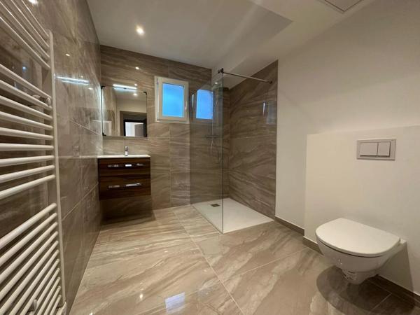 VENTE – APPARTEMENT T2 AVEC JARDIN – GRÉSY-SUR-AIX 51,05 m² – Rez-de-jardin – Terrasse + Jardin privatif