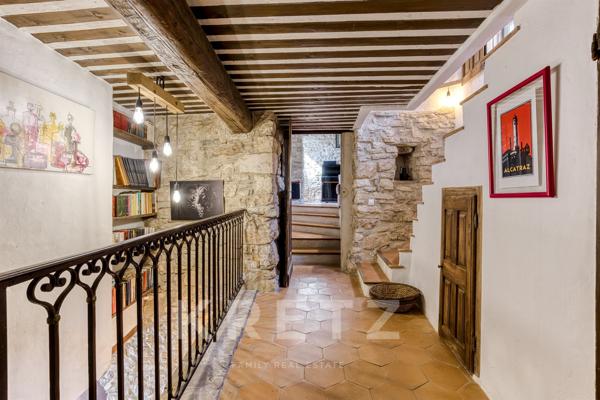 Pierrevert- Parc du Luberon- Ancienne ferme du XIVᵉ siècle entièrement restaurée – Plus de 300 m² au