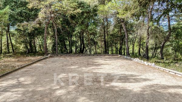 Pierrevert- Parc du Luberon- Ancienne ferme du XIVᵉ siècle entièrement restaurée – Plus de 300 m² au
