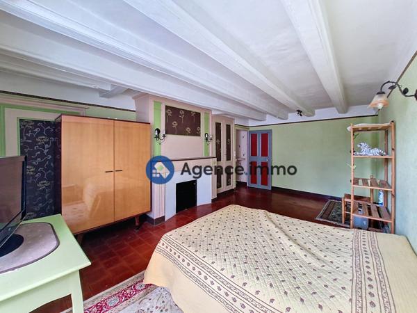 À vendre - Maison mitoyenne 1 côté, 7 pièces située à Château-la-Vallière (37330)