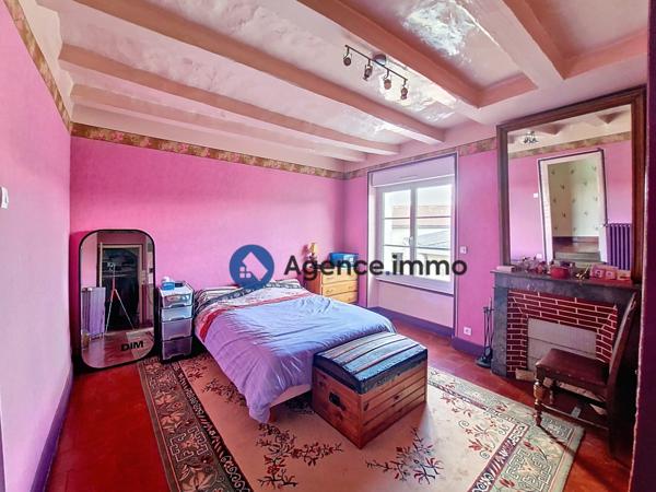 À vendre - Maison mitoyenne 1 côté, 7 pièces située à Château-la-Vallière (37330)