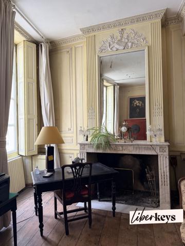 IMMEUBLE DE CARACTÈRE DU XVIIe SIÈCLE – RUE DE LA ROUSSELLE, BORDEAUX