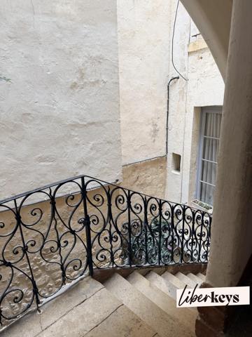 IMMEUBLE DE CARACTÈRE DU XVIIe SIÈCLE – RUE DE LA ROUSSELLE, BORDEAUX