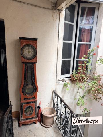 IMMEUBLE DE CARACTÈRE DU XVIIe SIÈCLE – RUE DE LA ROUSSELLE, BORDEAUX