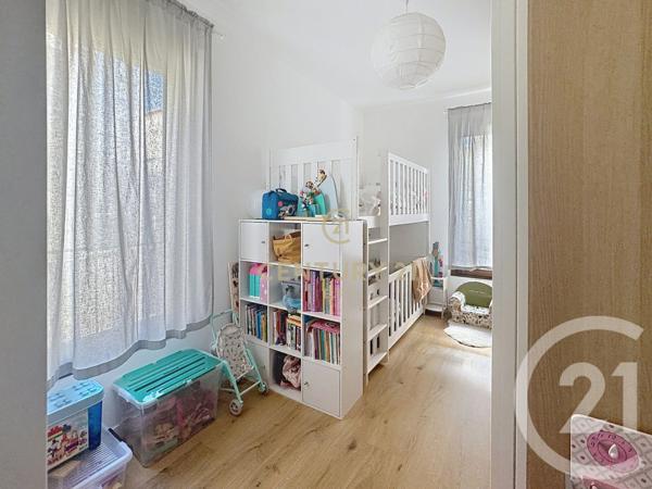 Appartement F3 à vendre  3 pièces - 60 m2 NOISY LE GRAND - 93