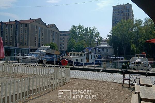 Appartement rénové face au bassin de la villette