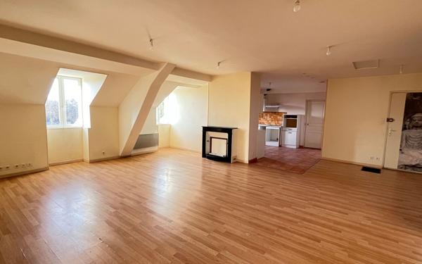 Appartement à vendre    4 pièces • 126 m2 Ambazac