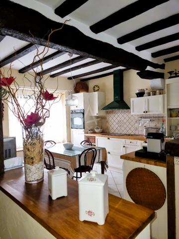 CIBOURE QUARTIER CROIX ROUGE  APPARTEMENT DE 114,32 M² EN REZ-DE-JARDIN AVEC JARDIN PRIVATIF DE 200 M² ET DOUBLE GARAGE FERMÉ