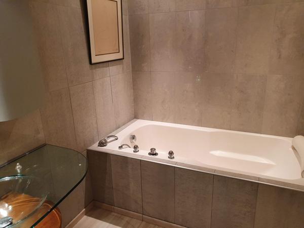 Location Appartement131,79 m² - 5 Pièces - VILLEMANDEUR (45700)