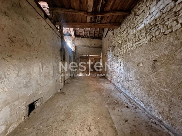 RAIVAL : Ensemble immobilier 228 m², grange, maison, jardin et terrain constructible