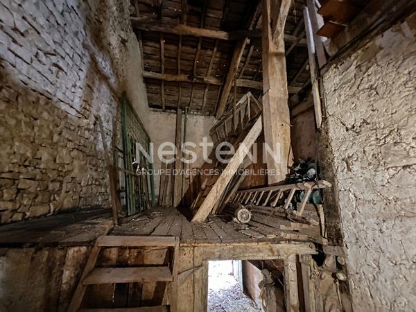 RAIVAL : Ensemble immobilier 228 m², grange, maison, jardin et terrain constructible
