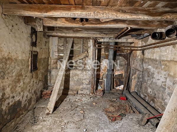 RAIVAL : Ensemble immobilier 228 m², grange, maison, jardin et terrain constructible