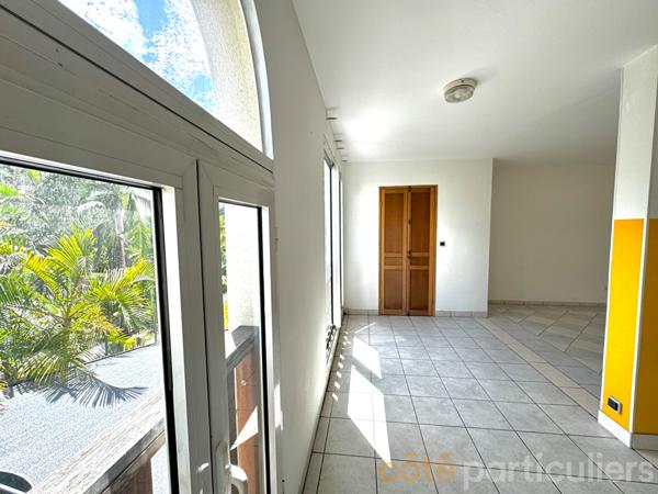 Vente Appartement100 m² - 5 Pièces - L ETANG SALE (97427)