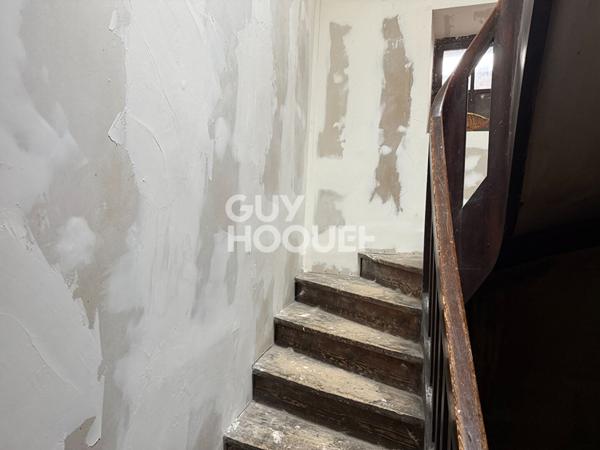 Maison de ville a rénover avec 1658m² de terrain à Givors 9 pièce 160 m2