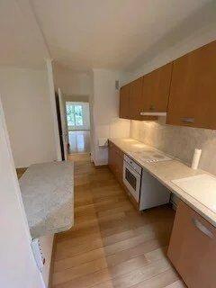 Location                                                      Appartement
                        
                     4 pièces                      72 m2                     à Chartres