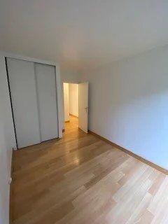 Location                                                      Appartement
                        
                     4 pièces                      72 m2                     à Chartres