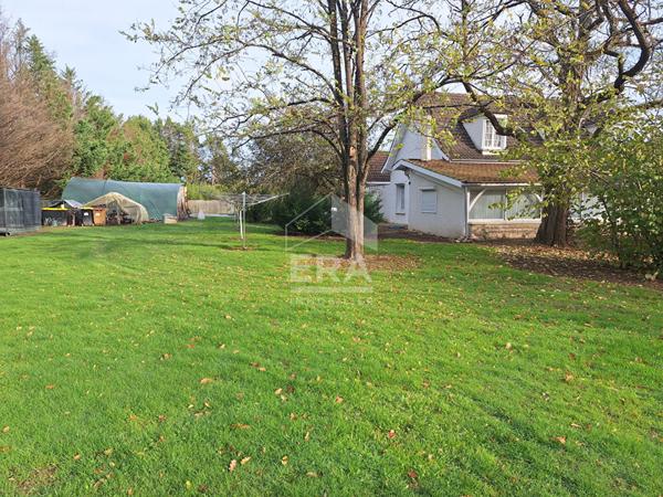 Maison individuelle à 10 minutes de Montpon Ménestérol 7 pièce(s) 165 m2.